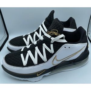 Nike LeBron 17 Low